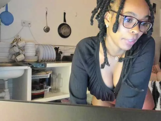 Live sex webcam photo for The-Fantasy #290704647