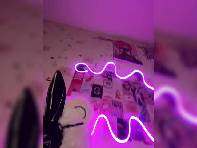 Live sex webcam photo for The-best-babies #291121811