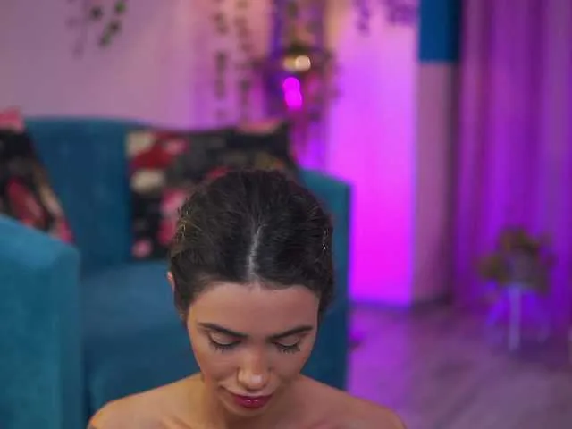 Live sex webcam photo for TheAyana #291492156