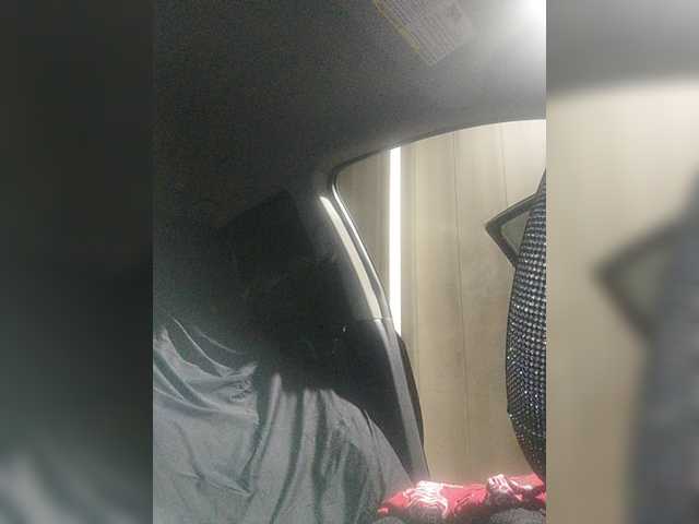 Live sex webcam photo for TheDime #287937396