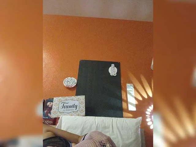 Live sex webcam photo for TheDime #287937694