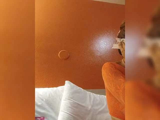 Live sex webcam photo for TheDime #287937716