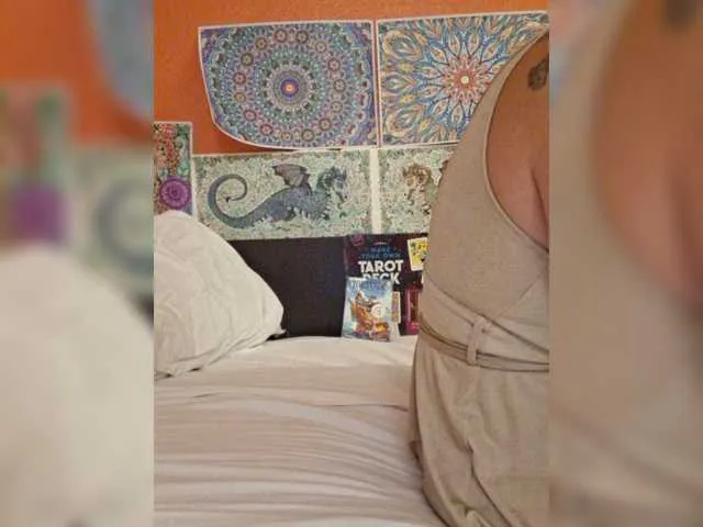 Live sex webcam photo for TheDime #287937751