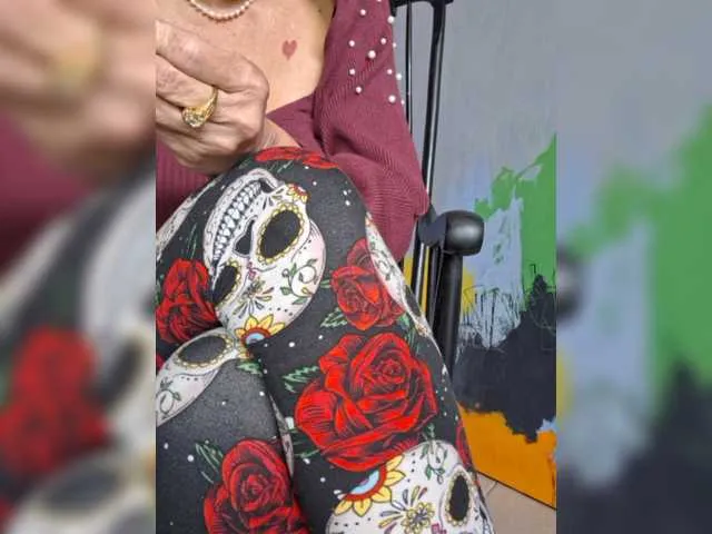 Live sex webcam photo for TheDime #287937754