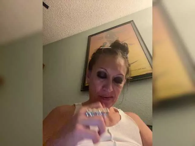 Live sex webcam photo for TheDime #291172701