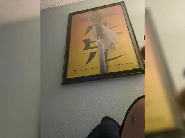 Live sex webcam photo for TheDime #291183401