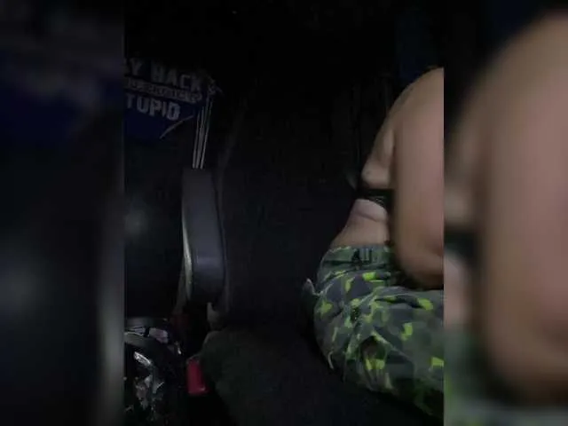 Live sex webcam photo for TheDime #291453322