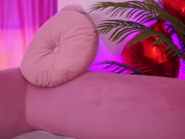 Live sex webcam photo for TheFallingAngel #282612022