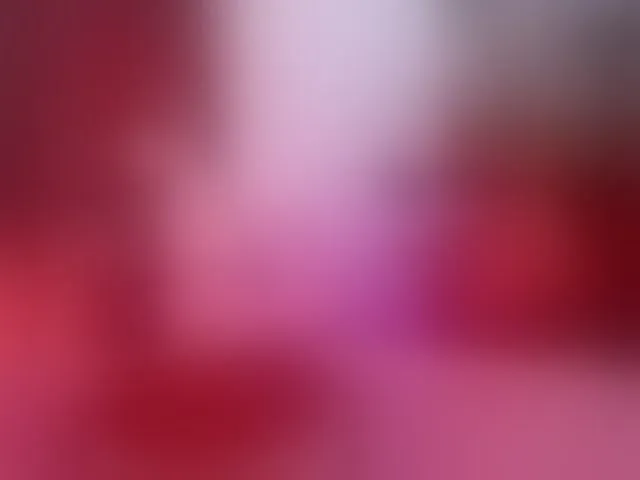 Live sex webcam photo for TheFallingAngel #294231412