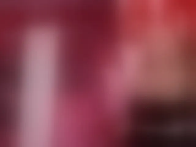 Live sex webcam photo for TheFallingAngel #294242078