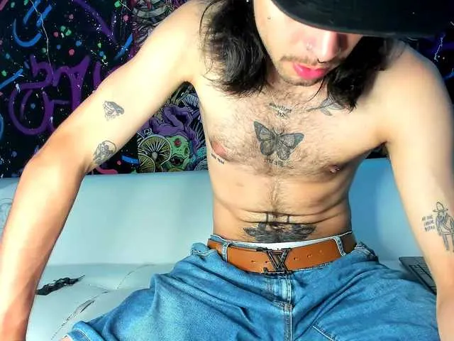 Live sex webcam photo for Theferxxo #275547432