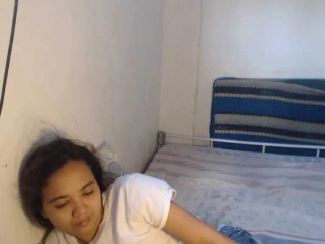 Live sex webcam photo for TheLastVIRGIN #273391182