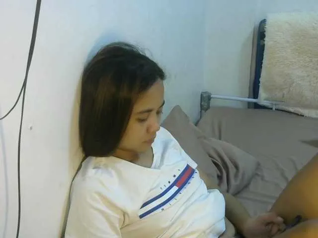 Live sex webcam photo for TheLastVIRGIN #273713372