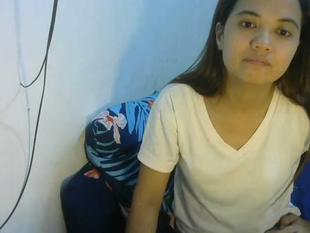 Live sex webcam photo for TheLastVIRGIN #274123351