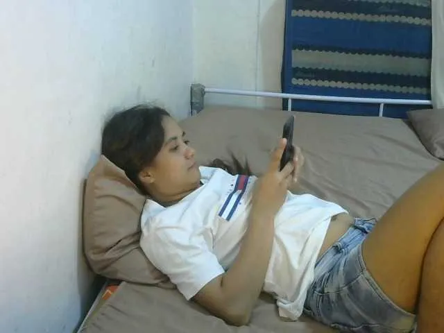 Live sex webcam photo for TheLastVIRGIN #274321860