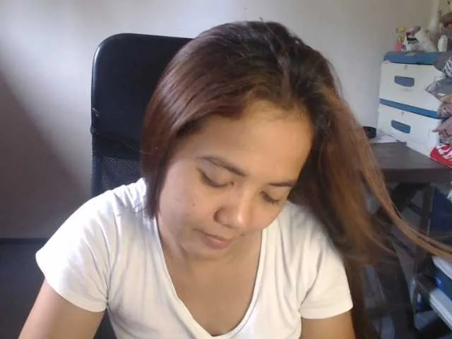 Live sex webcam photo for TheLastVIRGIN #276112340