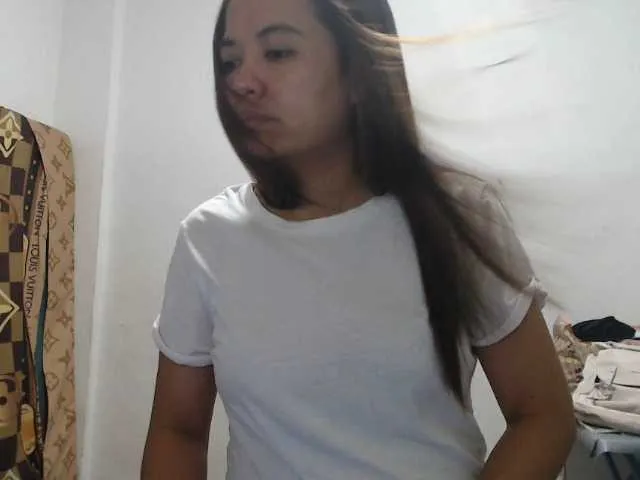 Live sex webcam photo for TheLastVIRGIN #277619924