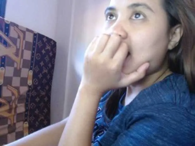 Live sex webcam photo for TheLastVIRGIN #277899344