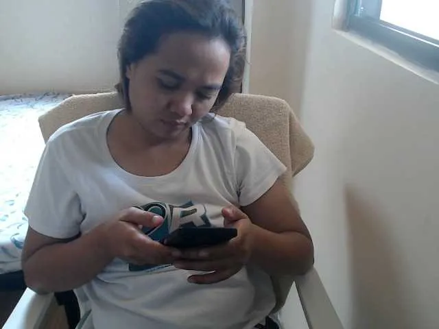 Live sex webcam photo for TheLastVIRGIN #291924162