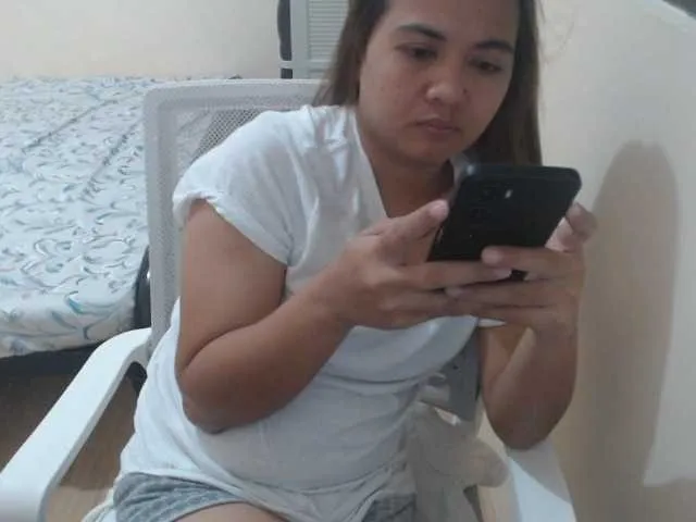 Live sex webcam photo for TheLastVIRGIN #291925795