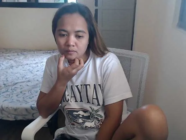 Live sex webcam photo for TheLastVIRGIN #292031807