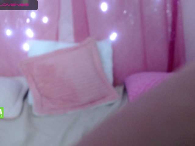 Live sex webcam photo for TheQueenAss #272095450