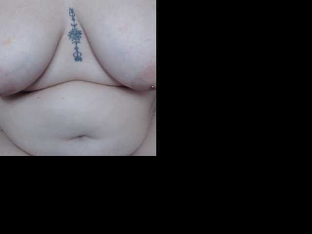 Live sex webcam photo for TheQueenAss #272385840