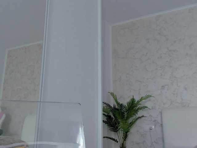 Live sex webcam photo for Theajoy #278178340