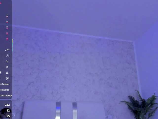 Live sex webcam photo for Theajoy #291060878