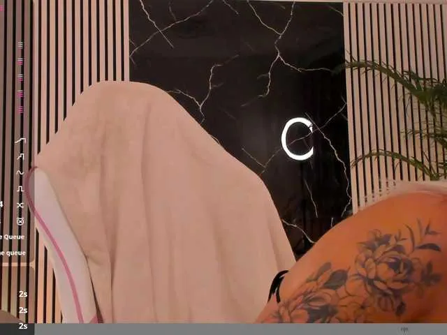 Live sex webcam photo for Theajoy #292023523