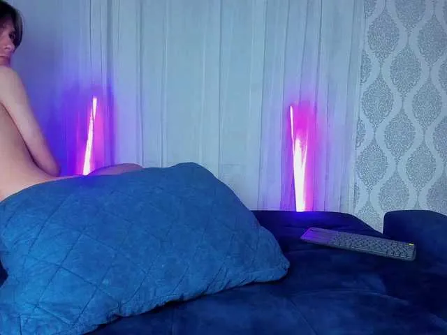 Live sex webcam photo for Thehunterboys #277949324