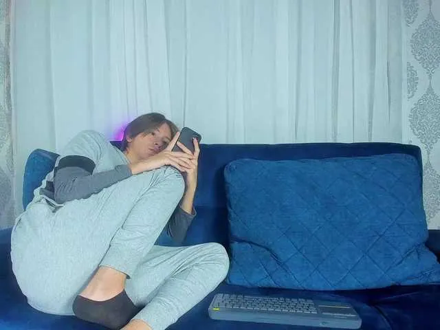 Live sex webcam photo for Thehunterboys #277959925