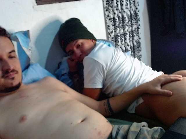 Live sex webcam photo for Theo-OB #291181669