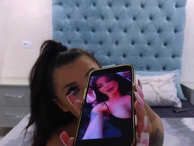 Live sex webcam photo for Theowonder #278300752