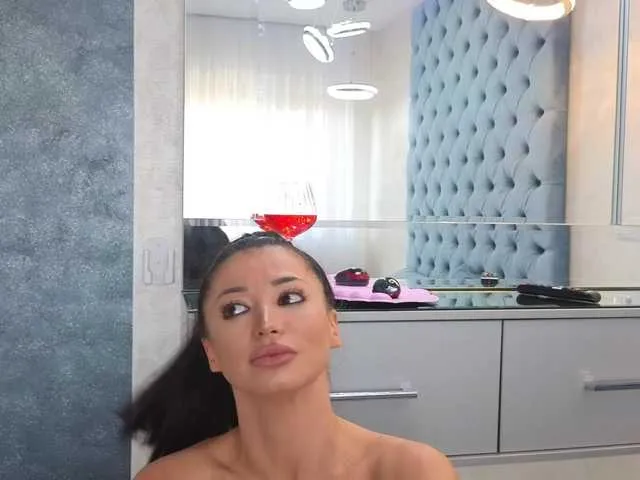 Live sex webcam photo for Theowonder #291423569