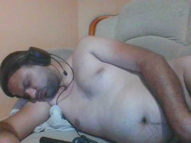 Live sex webcam photo for Thesamecrazysyslik #275666485