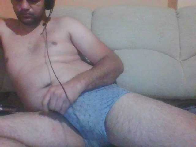 Live sex webcam photo for Thesamecrazysyslik #275900095