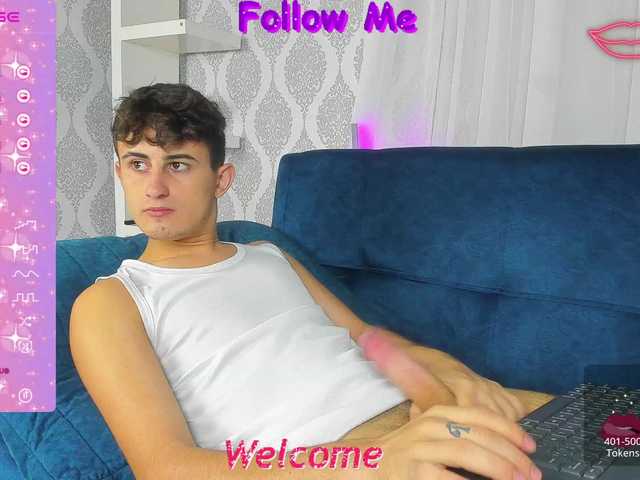 Live sex webcam photo for Theslimboy #277530989