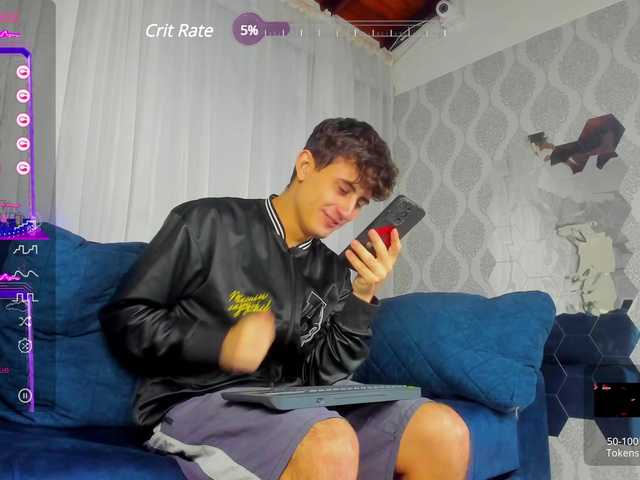 Live sex webcam photo for Theslimboy #277673622