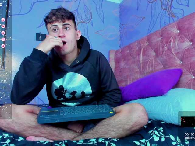 Live sex webcam photo for Theslimboy #278290011