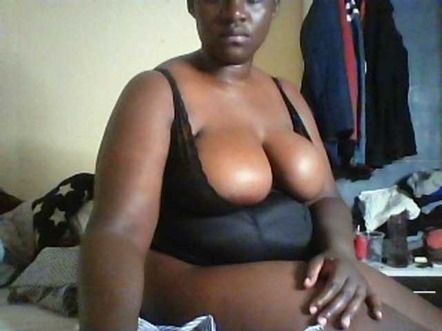 Live sex webcam photo for ThickAfricanEbony #276398130