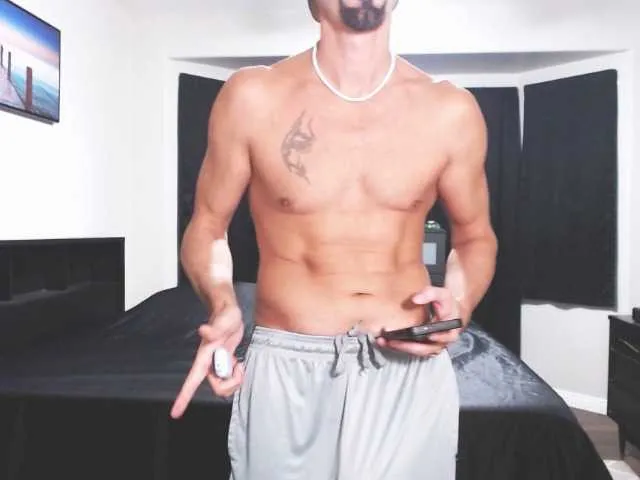 Live sex webcam photo for ThickD2C #276762820