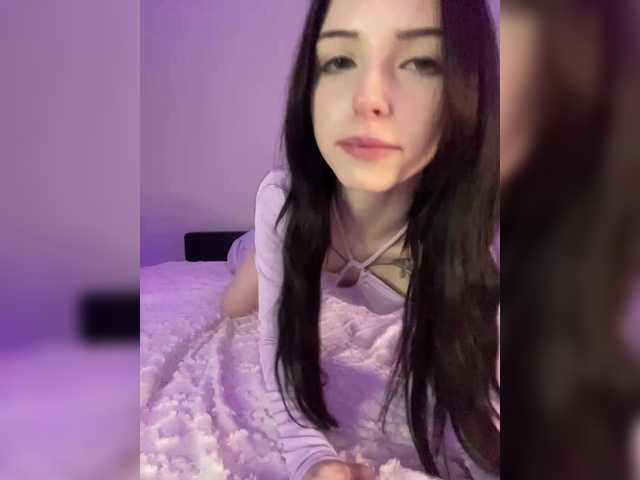 Live sex webcam photo for Tian7 #291637136