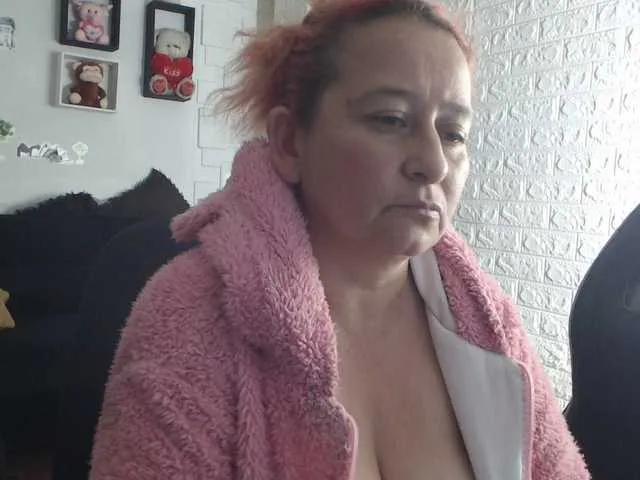 Live sex webcam photo for TianaMorrison #290471328