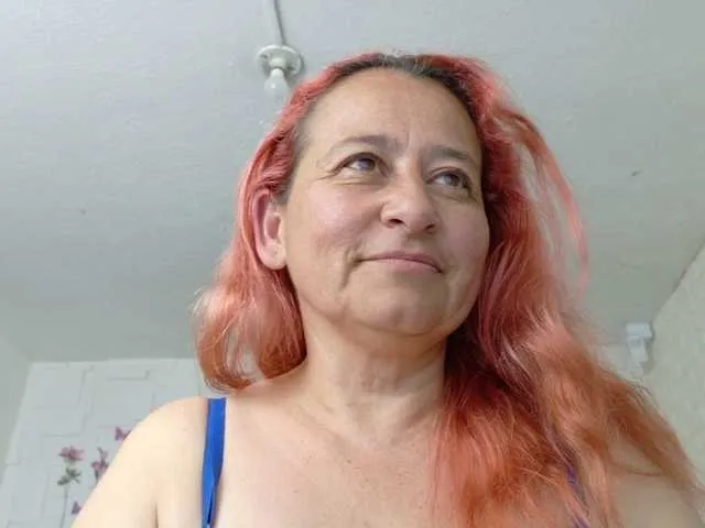 Live sex webcam photo for TianaMorrison #290511487
