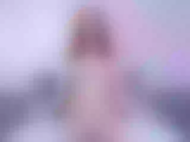 Live sex webcam photo for Tiantii #277801485