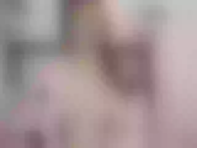 Live sex webcam photo for Tiara- #290402494