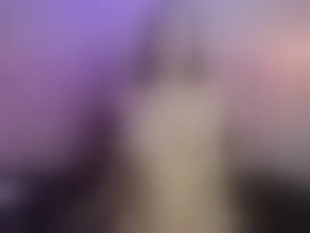 Live sex webcam photo for Tiara- #290555188