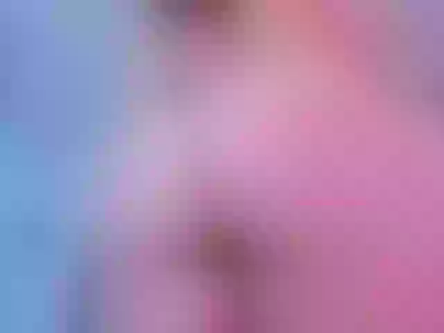 Live sex webcam photo for Tiara- #290904336