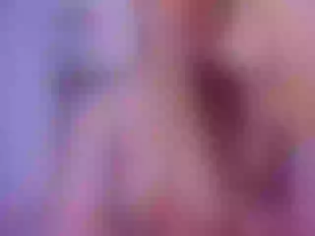 Live sex webcam photo for Tiara- #290966153